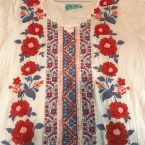 Super cute, trendy tshirt